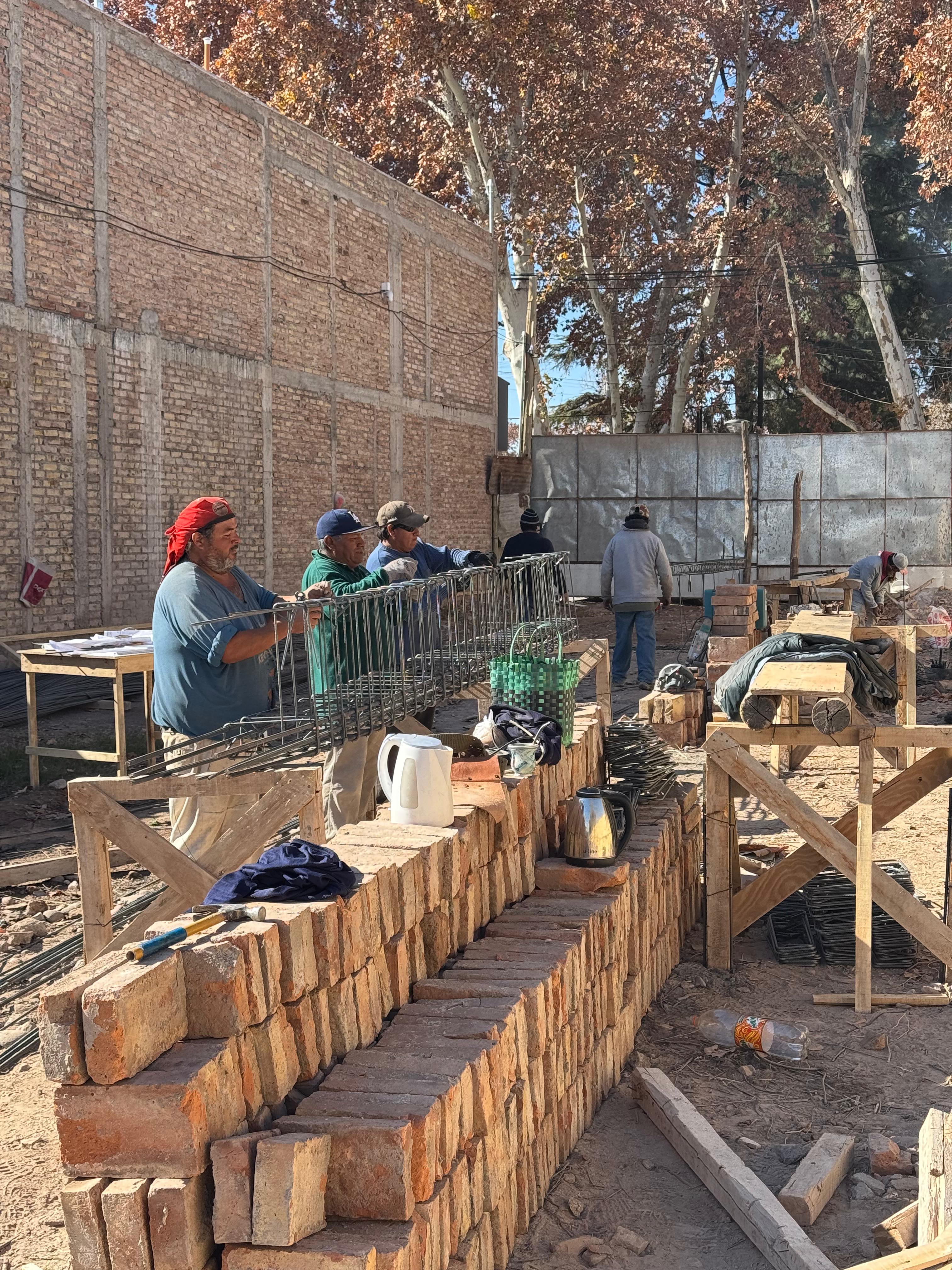 Equipo de Grupo Dubsa en obra