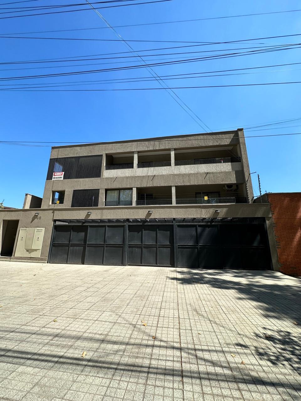 Edificio Cervantes I — Calle San Martín, Luján de Cuyo, Mendoza
